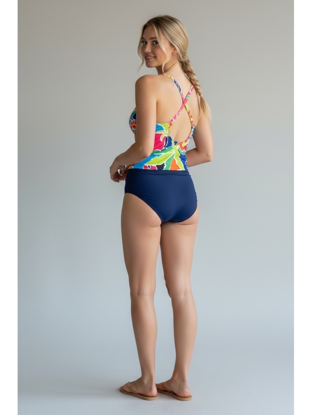 Nautica High Neck Tankini Swimsuit Set - Tropical Floral & Navy , Large - FLAW - Picture 2 of 11